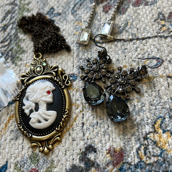 Solddddd - Picture 4 of 10